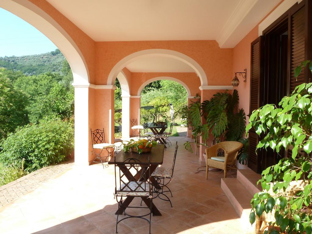 Agriturismo La Vecchia Quercia San Cipriano Picentino Habitación foto