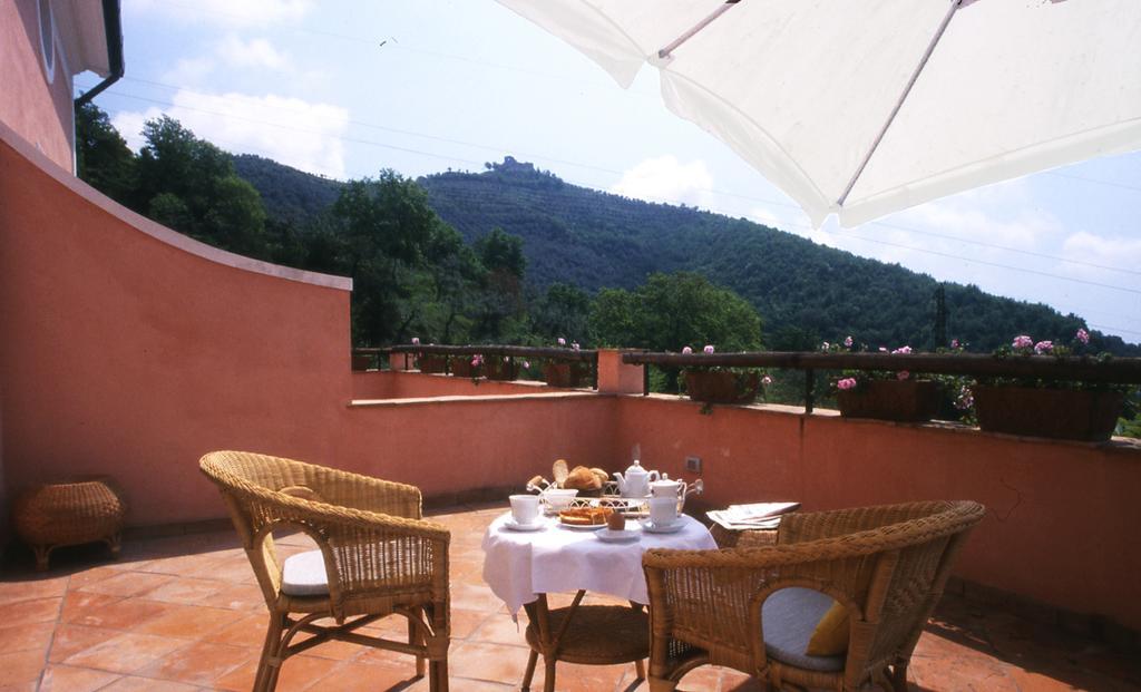 Agriturismo La Vecchia Quercia San Cipriano Picentino Exterior foto